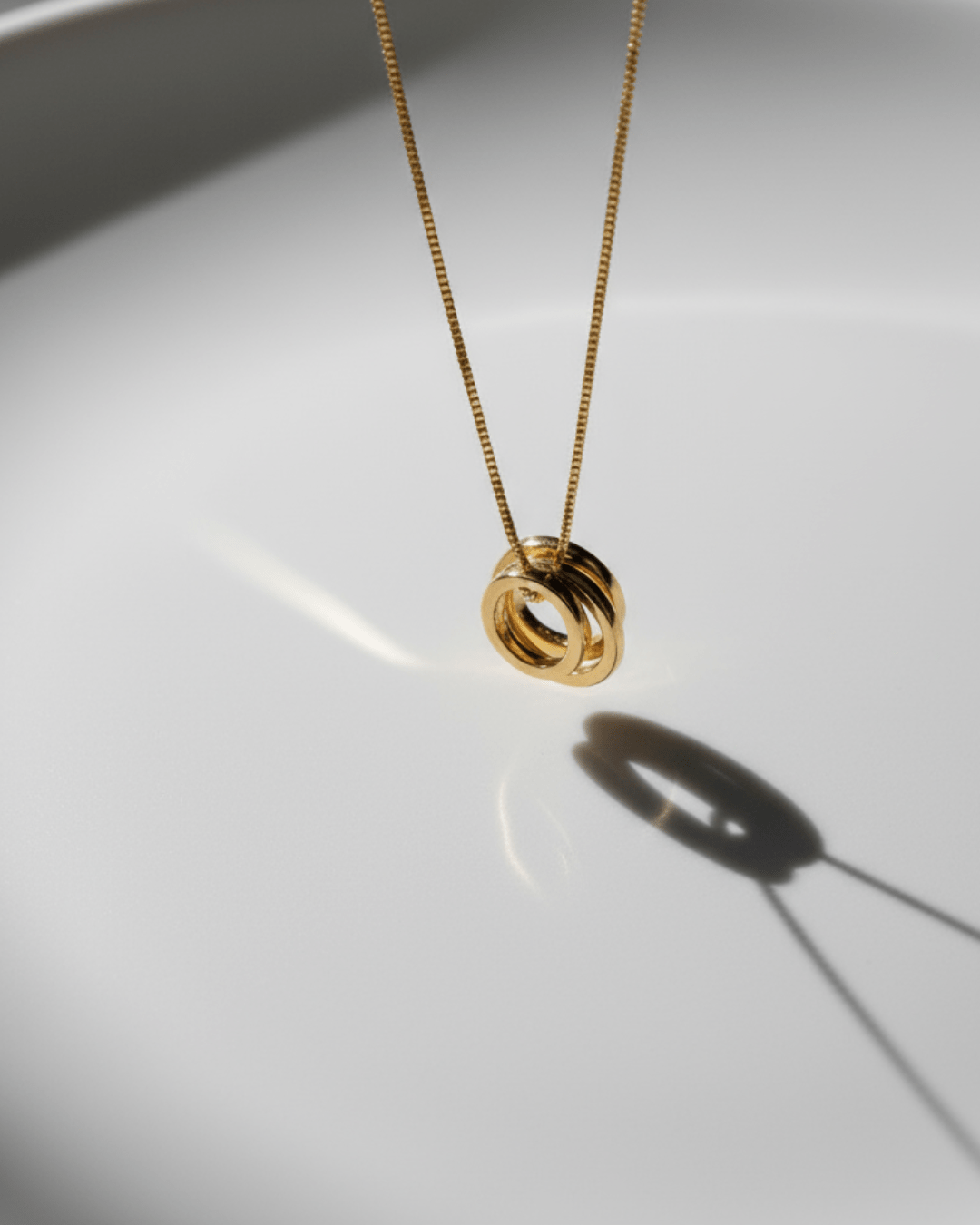 Sleek Classic Box Chain Necklace - Khas